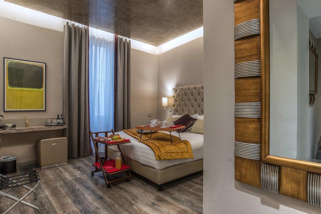 Colonna Suite Del Corso Rome Exterior photo