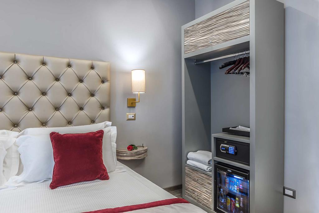 Colonna Suite Del Corso Rome Exterior photo