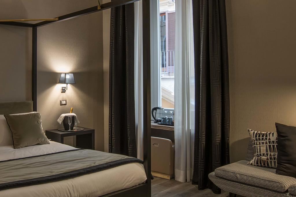 Colonna Suite Del Corso Rome Exterior photo