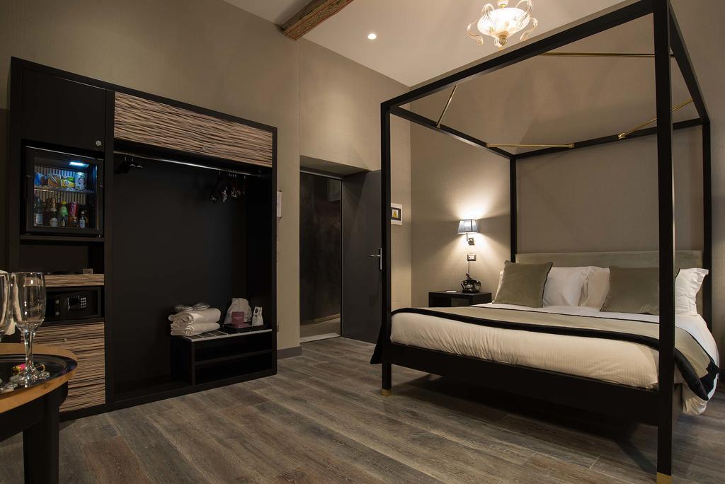 Colonna Suite Del Corso Rome Exterior photo